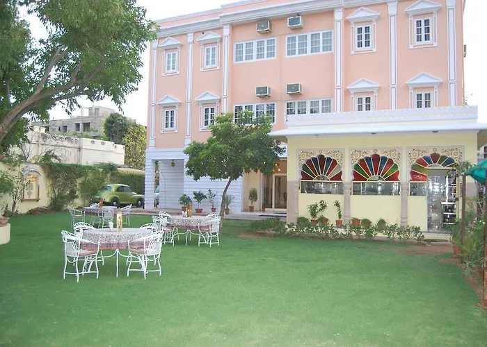 Anuraag Villa