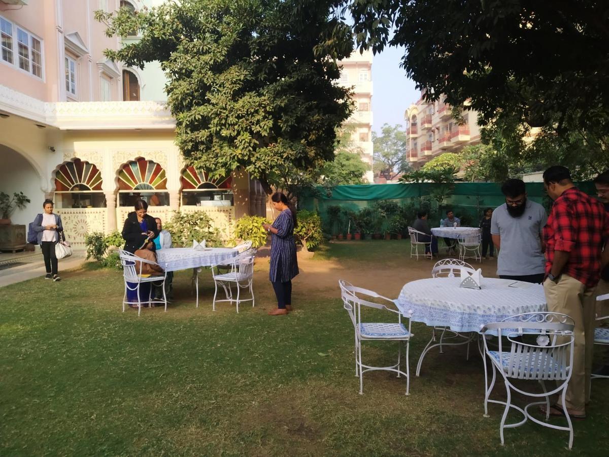 Anuraag Hotel